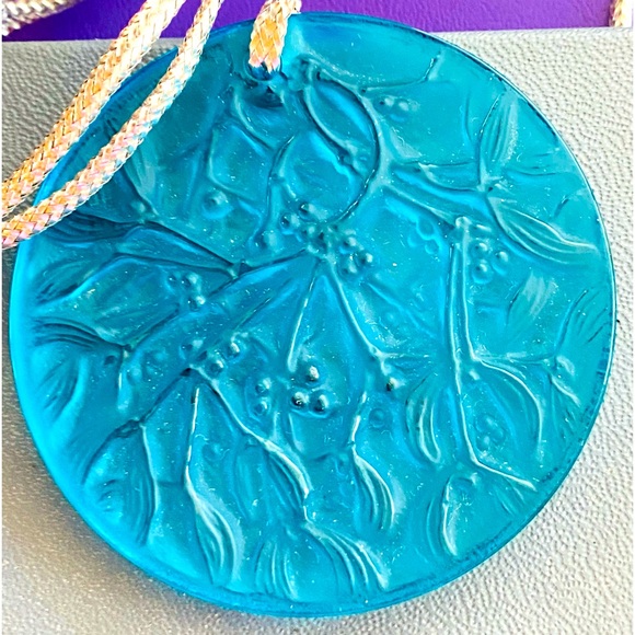 1989 LALIQUE CRYSTAL CHRISTMAS ORNAMENT NO BOX EXCELLENT CONDITION - Picture 1 of 4